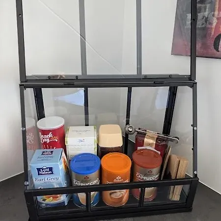 Moderni Yksioe, Parveke, Parkki, Palvelut Tampere