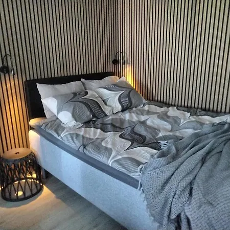 Moderni Yksioe, Parveke, Parkki, Palvelut Apartman Tampere