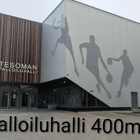 Moderni Yksioe, Parveke, Parkki, Palvelut Апартаменты