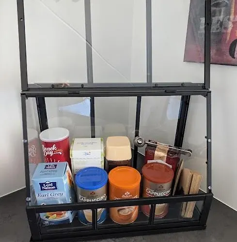 Moderni Yksioe, Parveke, Parkki, Palvelut Тампере